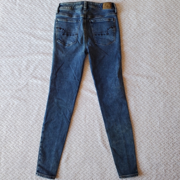 AEO Hi-Rise Jegging Stone Washed Jeans Size 2 Regular - Picture 10 of 11